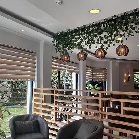 Life Hotel