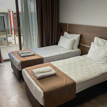 ホテル Life Gulluk