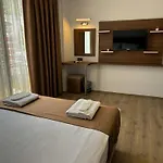 فندق لايف 2*