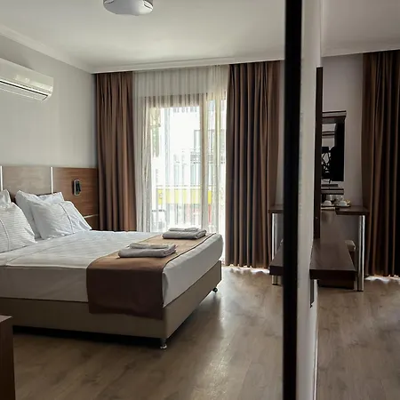 Life Hotel